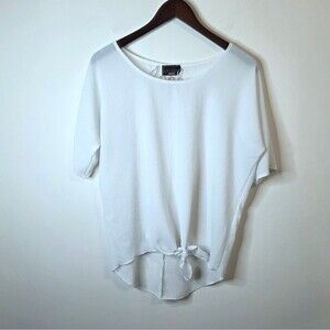 Discreet White Textured Front Knot Top Size Large